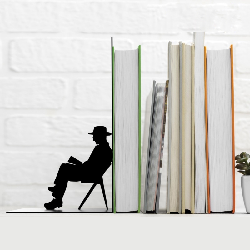 Βιβλιοστάτης μεταλλικός - Άνθρωπος που διαβάζει