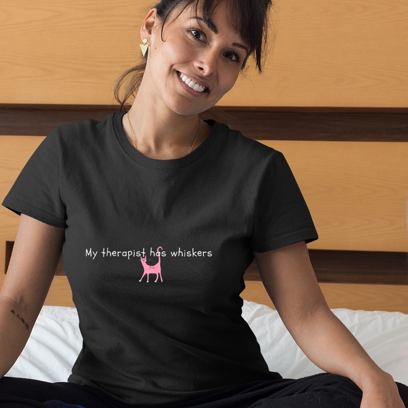 T-shirt My therapist has whiskers - γυναικείο μαύρο