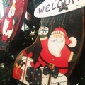 Σετ 2 Χριστουγεννιάτικες κρεμαστές κάλτσες Welcome - Let it Snow